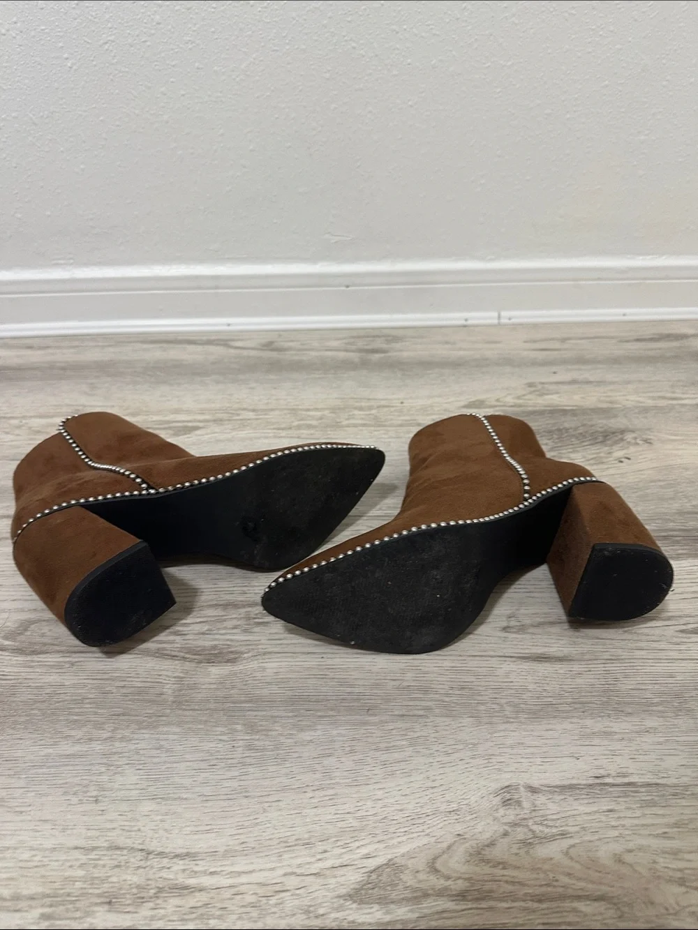 Women's Brown Suede Pointed Toe Ankle Boots